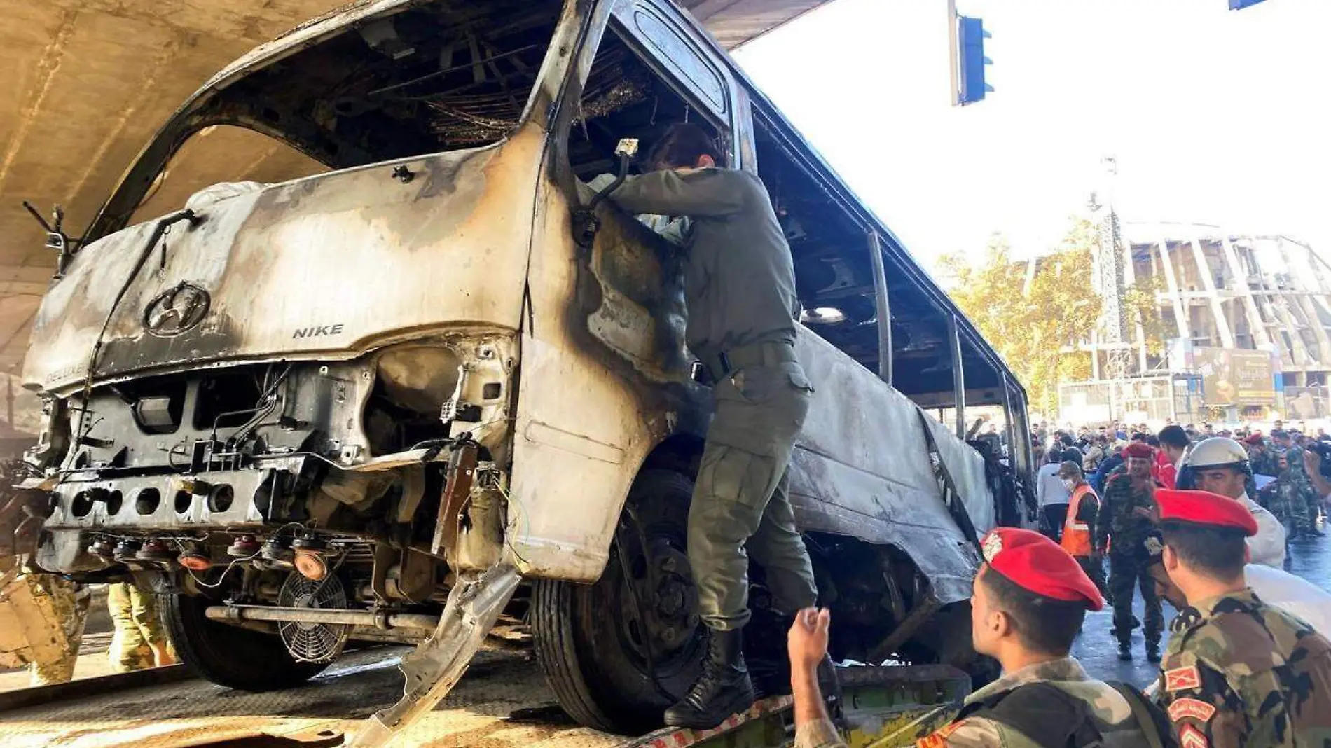 Autobus militar, mueren 13 soldados de sIRIA